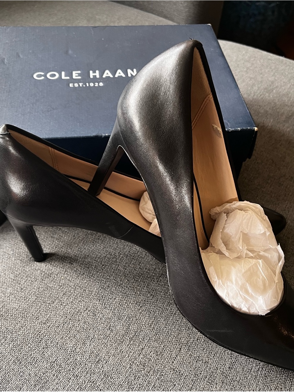 Cole Haan Amelia Grand Black Leather Pumps 9.5B New in Box NWT